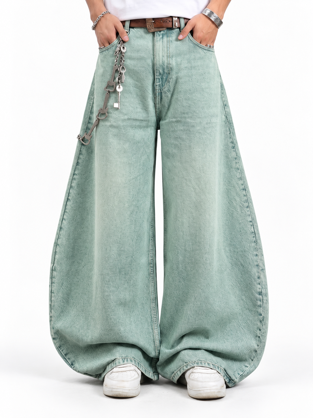 The Arch ol Baggy
